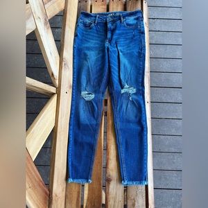Size 6 Old Navy Rockstar Super Skinny High Rise Jean